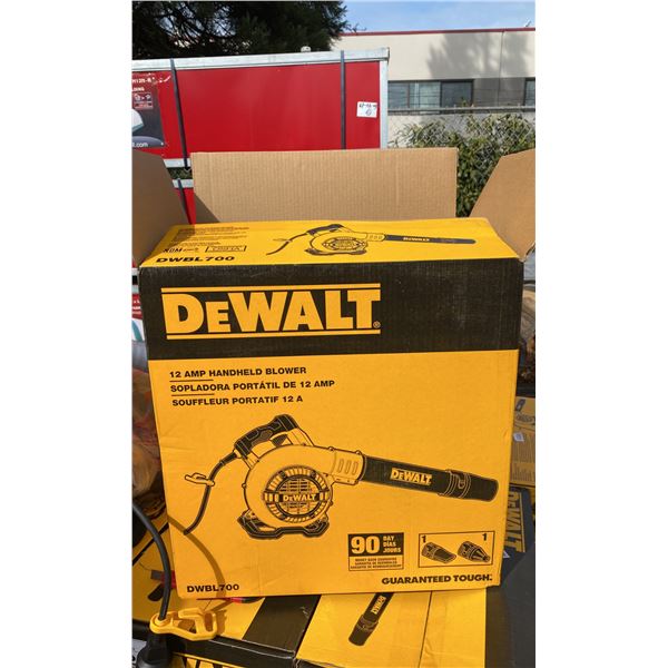 DEWALT 12 AMP HANDHELD BLOWER ( DWBL700 ) IN BOX *TOOL ONLY BATTERIES NOT INCLUDED*