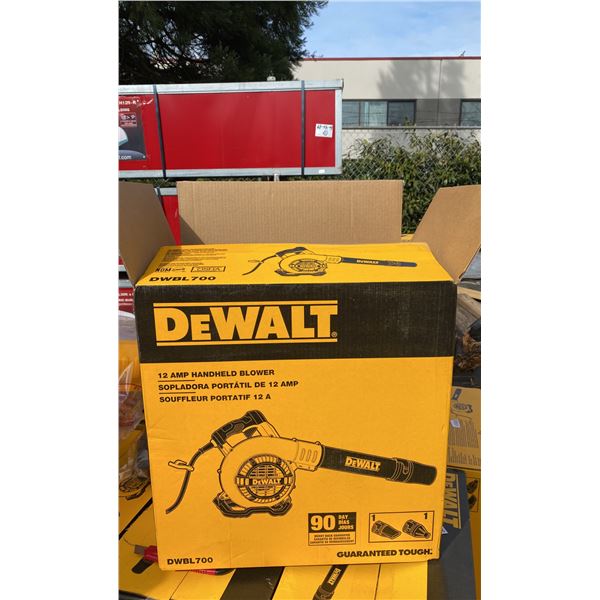 DEWALT 12 AMP HANDHELD BLOWER ( DWBL700 ) IN BOX *TOOL ONLY BATTERIES NOT INCLUDED*