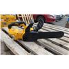 Image 3 : DEWALT 12" COMPACT CHAINSAW ( DCCS620B ) IN BOX * TOOL ONLY BATTERIES NOT INCLUDED *