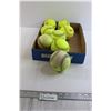 Image 1 : (8) Softballs