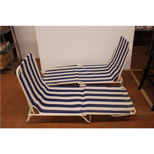 *(2) Lawn Chair Loungers