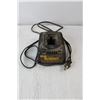 Image 7 : DeWalt Cordless Drill/Driver, (2) Batteries, Charger