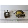 Image 1 : (2) Winches With Handles