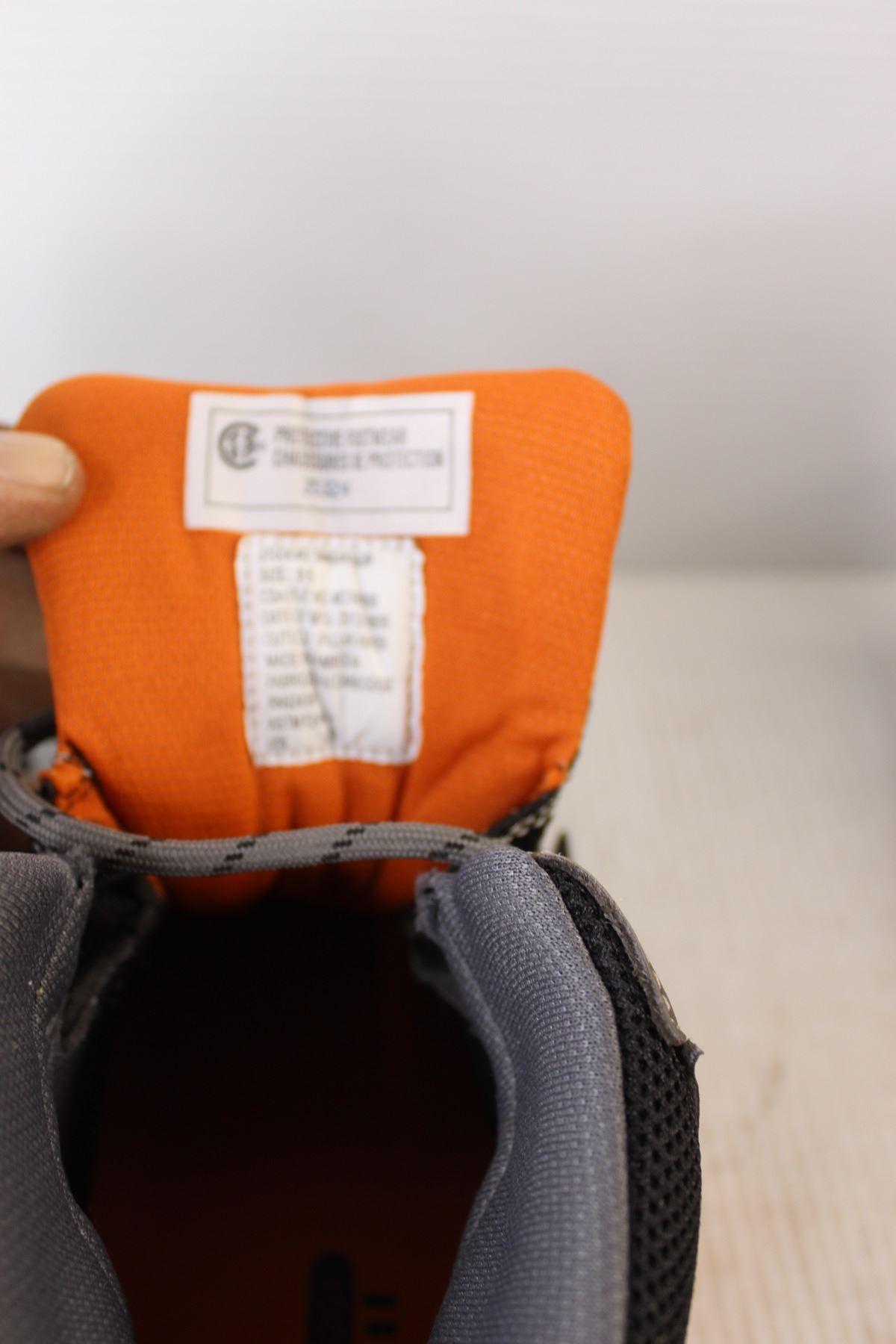 Dakota Quad Comfort Safety Work Boots, Size 9.5 - New In Box - Bodnarus Auctioneering