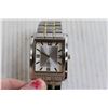 Image 2 : Rectangular Watch - Works