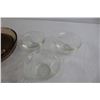 Image 3 : (6) Glass Bowls, Glass Pan with Mismatched Lid