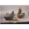 Image 1 : (2) Ceramic Houseware Ducks ((1) Broken), Salt and Pepper Shaker Eggs