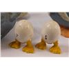 Image 3 : (2) Ceramic Houseware Ducks ((1) Broken), Salt and Pepper Shaker Eggs