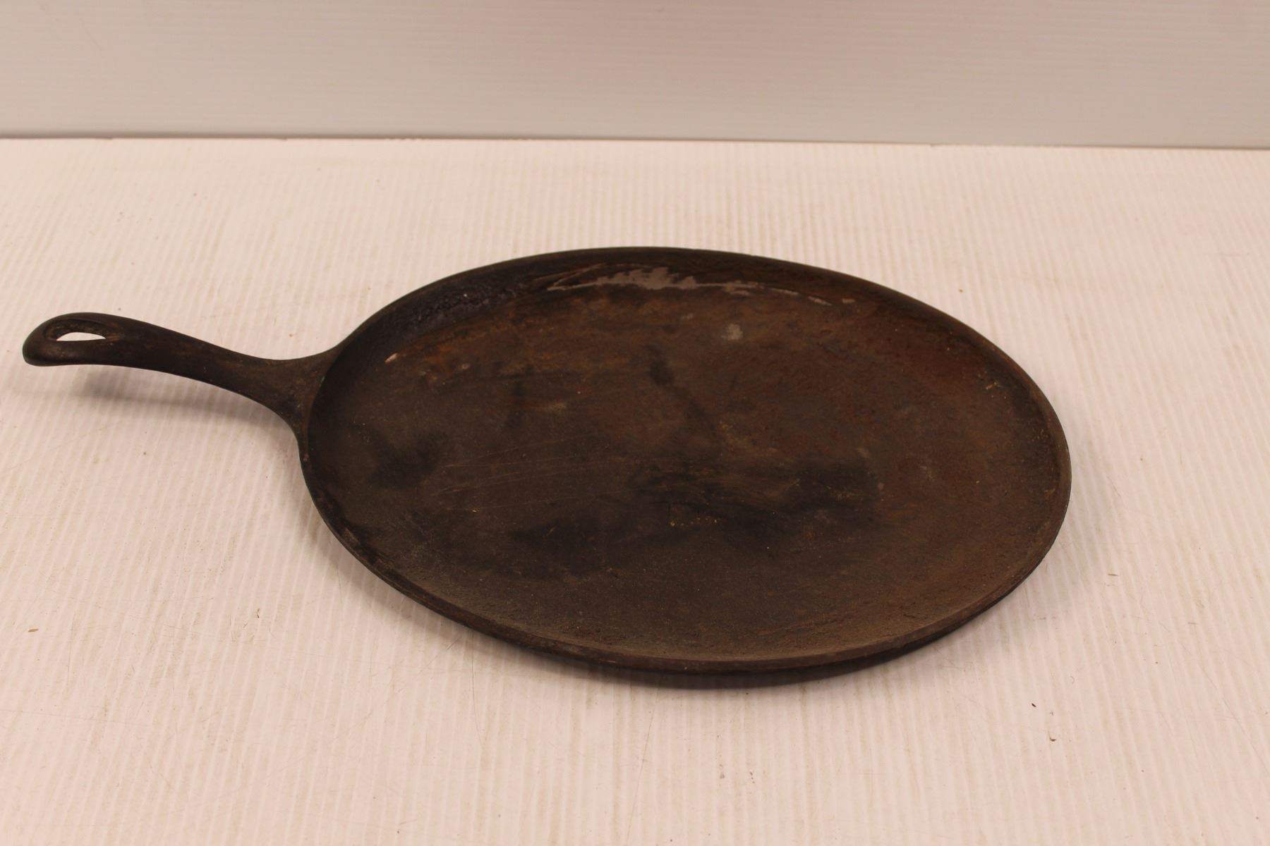 Lodge Cast Iron Searing/Sizzle Plate Bodnarus Auctioneering