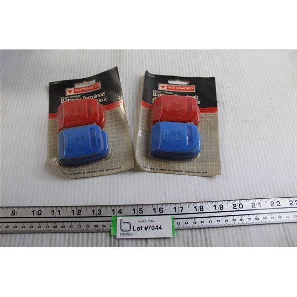 (2) Packs Motomaster Quick Release Battery Terminals - Sealed