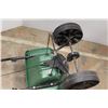 Image 6 : * Scott's SpeedyGreen 1000 Lawn Seed/Fertilizer Spreader