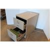 Image 1 : * Two Drawer Metal Filing Cabinet - 18" x 27" x 29"