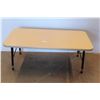 Image 1 : * Coffee Table With Extendable Legs - 48" x 24" x 19"