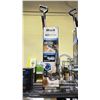 Image 1 : SHARK STEAM & SCRUB SCRUBBING & SANITIZING STEAM MOP