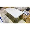 Image 2 : LIFETIME 6' FOLDING TABLE