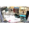 Image 1 : LOT OF ASSORTED CHRISTMAS LIGHTS