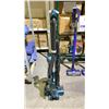 Image 2 : SHARK UPRIGHT VACUUM