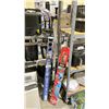 Image 1 : MATTE BLACK CURTAIN ROD, SHOWER CADDY & SUPERSIZED NYLON KITE
