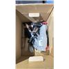 Image 3 : BOX OF ASSORTED KNIVES, MULTITOOLS & MORE