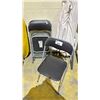 Image 1 : 4 FOLDING CHAIRS