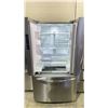 Image 2 : FRIGIDAIRE STAINLESS STEEL FRENCH DOOR FRIDGE WITH PULL OUT FREEZER