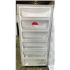 Image 4 : FRIGIDAIRE SWING-OUT STAND-UP FREEZER