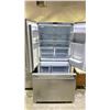 Image 2 : BLOMBERG STAINLESS STEEL FRENCH DOOR FRIDGE WITH PULL OUT FREEZER