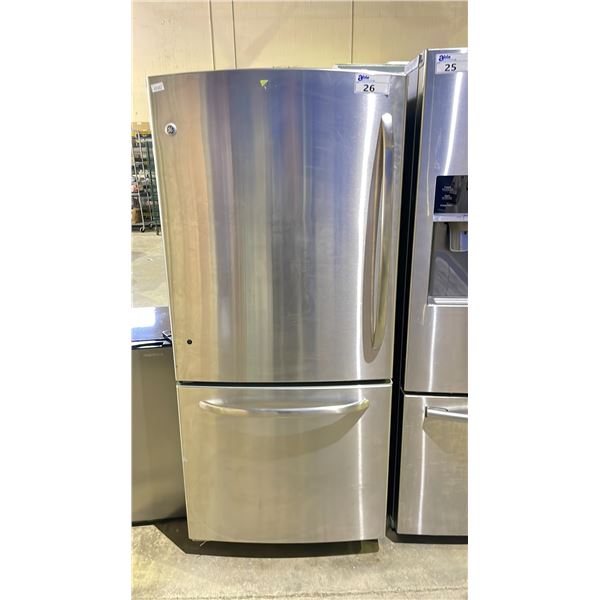 GE STAINLESS STEEL FRIDGE WITH PULL OUT FREEZER