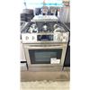 Image 1 : INSIGNIA GAS STOVE WITH CONVECTION OVEN