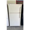 Image 1 : MAYTAG PLUS FRIDGE