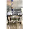 Image 1 : FRIGIDAIRE STOVE WITH CONVECTION OVEN