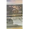Image 3 : FRIGIDAIRE STOVE WITH CONVECTION OVEN