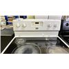 Image 2 : MAYTAG STOVE