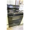 Image 1 : FRIGIDAIRE STOVE