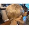 Image 8 : LOT OF 4 MODACRYLIC FIBRE WIGS, GREY, BLONDE AND BROWN TONES