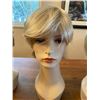 Image 8 : LOT OF 4 MODACRYLIC FIBRE WIGS, BLONDE & BRUNETTE TONES