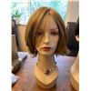 Image 2 : LOT OF 4 MODACRYLIC FIBRE WIGS, BLONDE & BRUNETTE