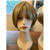 Image 8 : LOT OF 4 MODACRYLIC FIBRE WIGS, BLONDE & BRUNETTE