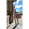 Image 2 : LOUISVILLE 10' STEP LADDER
