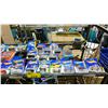 Image 3 : SHELF LOT OF HOT WHEELS