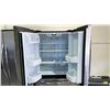 Image 2 : GE STAINLESS STEEL FRENCH DOOR FRIDGE WITH PULL-OUT FREEZER 33" WIDE