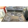 Image 2 : FRIGIDAIRE BLACK STOVE