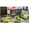 Image 3 : SHELF OF PHILIPS SPEAKER, NEXXTECH BLUETOOTH SPEAKER PHONE, RAPTOR CLIPS AND MORE
