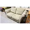 Image 2 : FABRIC LOVE SEAT
