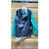 Image 2 : NEW MITCHELL AND NESS NBA HARDWOOD CLASSICS VANCOUVER GRIZZLIES JACKET SIZE 2XL