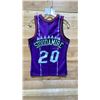 Image 2 : NEW MITCHELL AND NESS NBA HARDWOOD CLASSICS TORONTO RAPTORS DAMON STOUDAMIRE 1995-96 JERSEY SIZE S