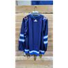 Image 2 : NEW NHL WINNIPEG JETS JERSEY SIZE 54