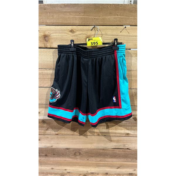 NEW MITCHELL AND NESS HARDWOOD CLASSICS VANCOUVER GRIZZLIES SHORTS SIZE 2XL