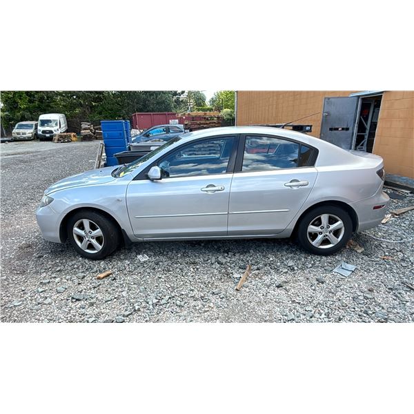 *R* 2008 MAZDA, MAZDA3, 4 DOOR SEDAN, GREY, VIN JM1BK32FX81852691,