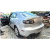 Image 8 : *R* 2008 MAZDA, MAZDA3, 4 DOOR SEDAN, GREY, VIN JM1BK32FX81852691,